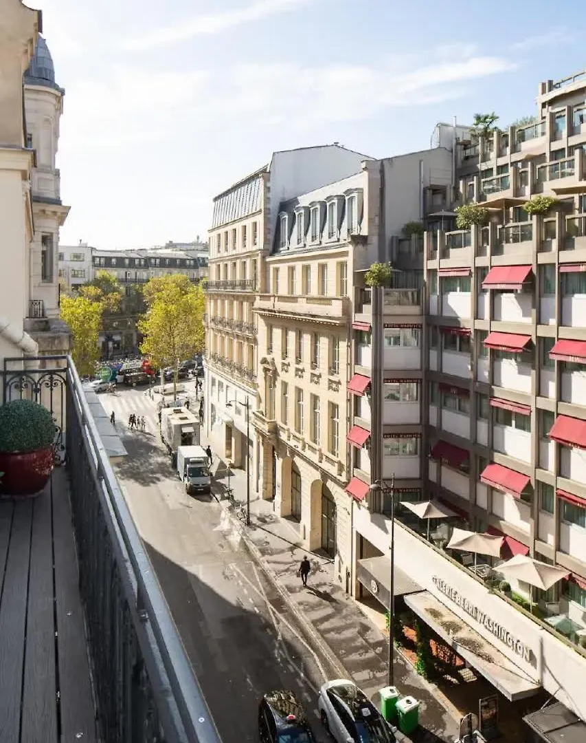 Before Making A Request, Read My Profile Host At Bottom Of Page # Quiet, Convenient, And Warm Paris 0*,