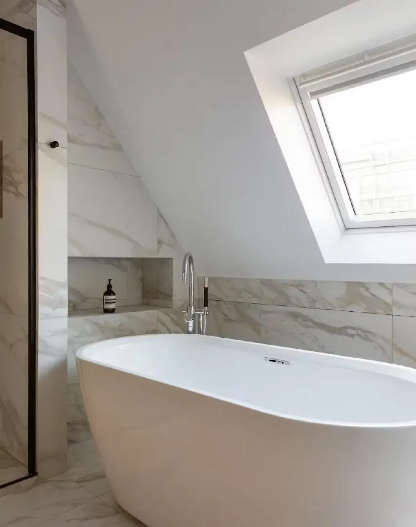Apartment Before Making A Request, Read My Profile Host At Bottom Of Page # Quiet, Convenient, And Warm Paris